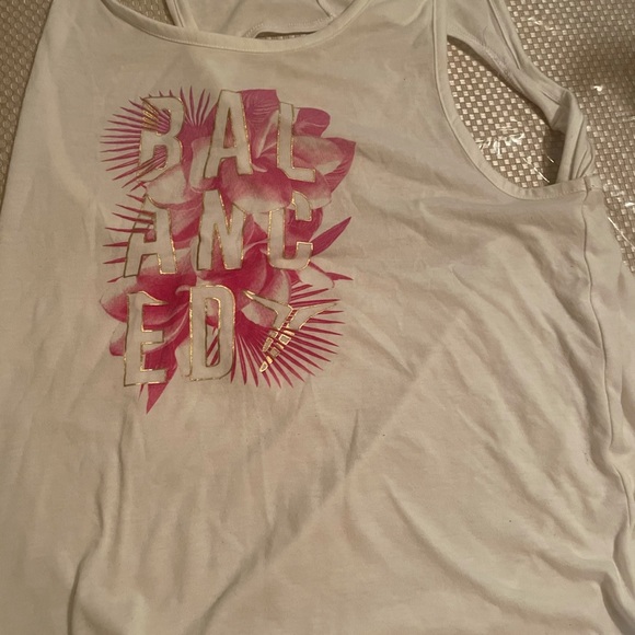 NWT Old Navy Active White with pink writing size large - Picture 9 of 9